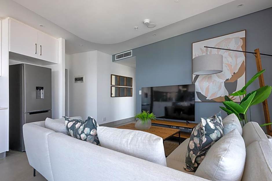 Opulent Oceans Apartment 2505 with Sea Views