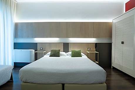 Double or Twin Room with Extra Bed