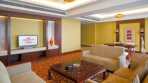 Crowne Plaza Zhongshan Xiaolan, an IHG Hotel