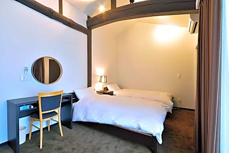 Japanese-Style Townhouse