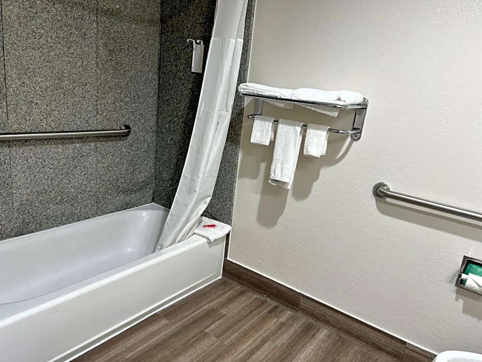 Econo Lodge Beaumont I-10 South
