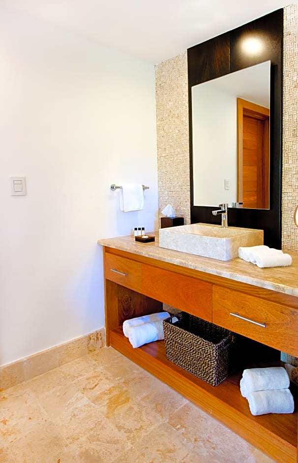2 Bedroom Casita, Jacuzzi® — 2 fotoğraftan 1. fotoğraf