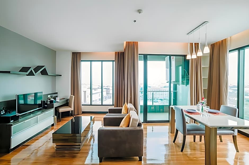 Lumen Bangkok Srinakarin