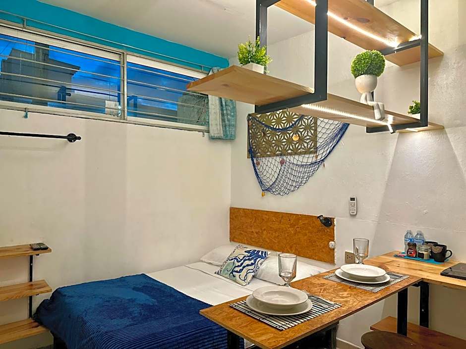 Suites Brisa Marina - atrás de Playa Regatas y el Malecón, 6 calles del Acuario