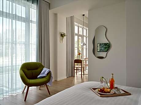 Flora Apartment Hotel