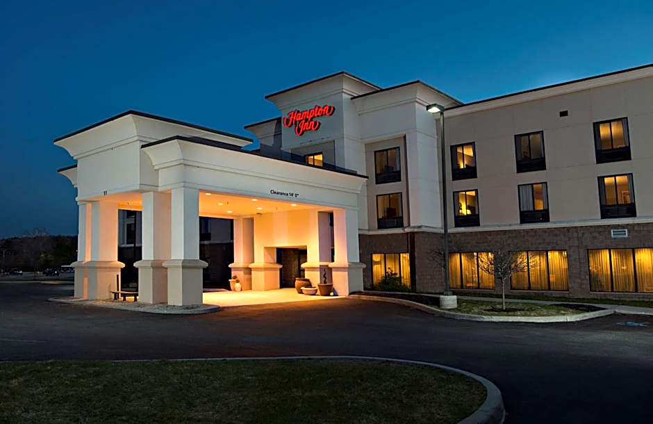 Photo 1 of 37 of Hampton Inn By Hilton Bennington
