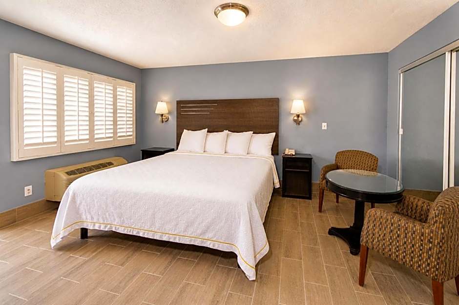 Big A Motel & Suites Near Disneyland Orange County