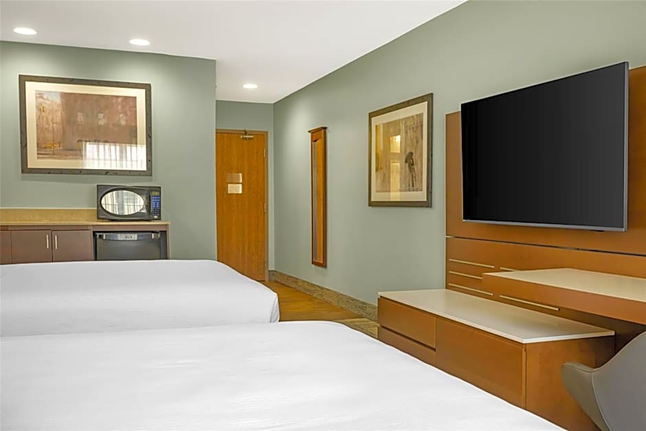 Best Western Plus Woodstock Hotel & Conference Centre