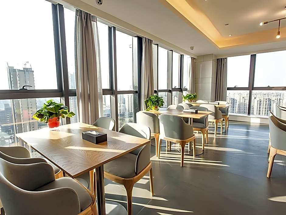 GreetTree Inn Jieshou Renmin Road Guozhen Plaza