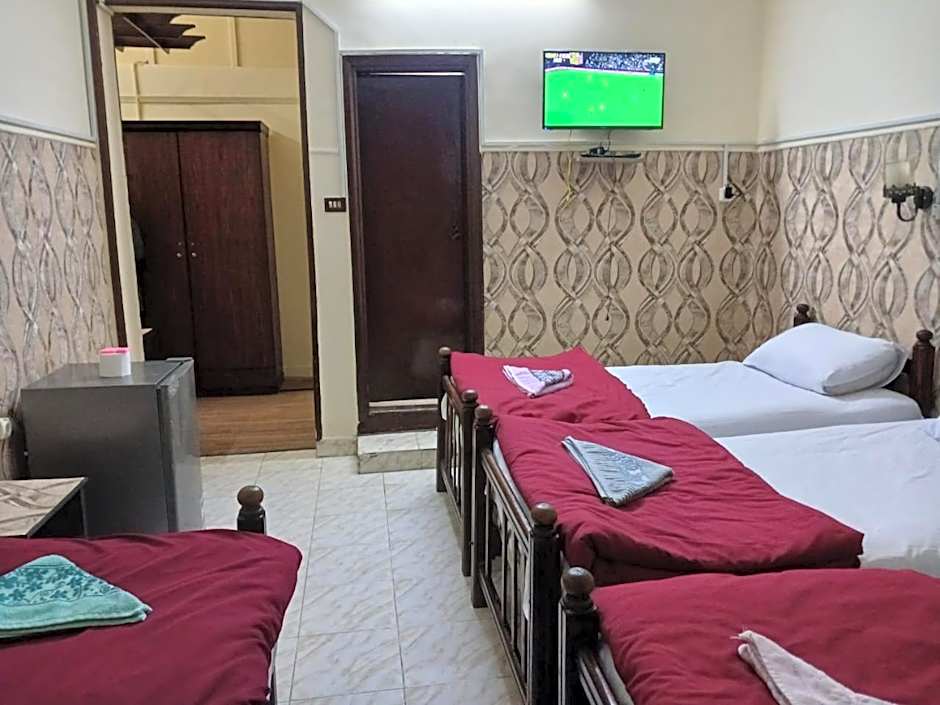 New Palace Hotel