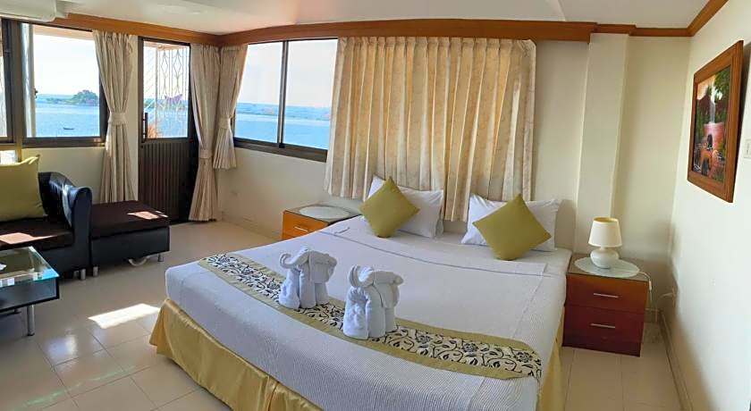 Seaview Sriracha Hotel