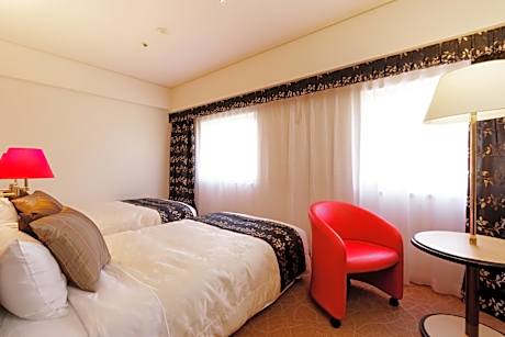 Standard Twin Room - Non-Smoking