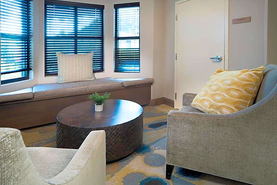 Staybridge Suites Summerville By IHG