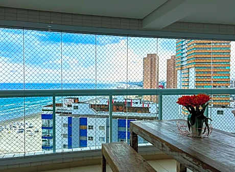 Otimo apto de frente para Praia do Boqueirao SP