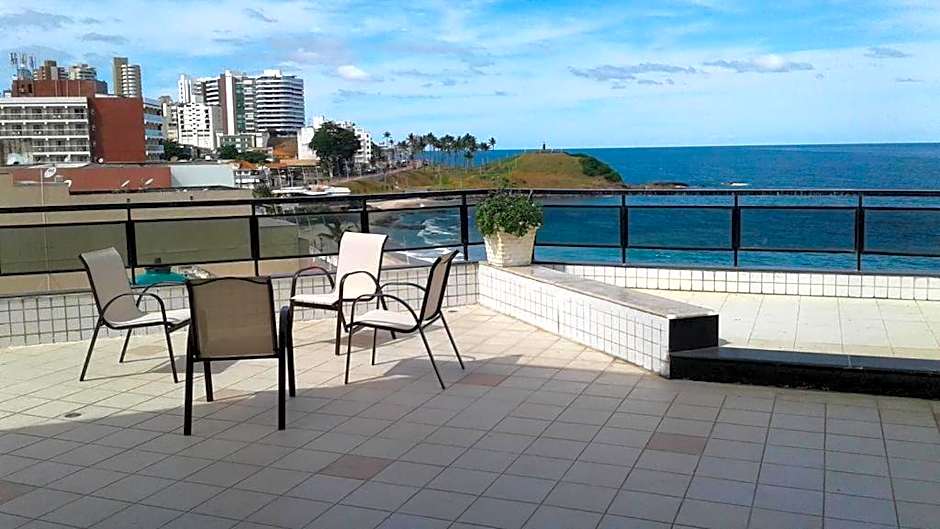 Flat Vista Mar Frente ou Lateral na Barra em Salvador