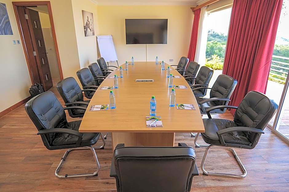 Lake Elementaita Mountain Lodge