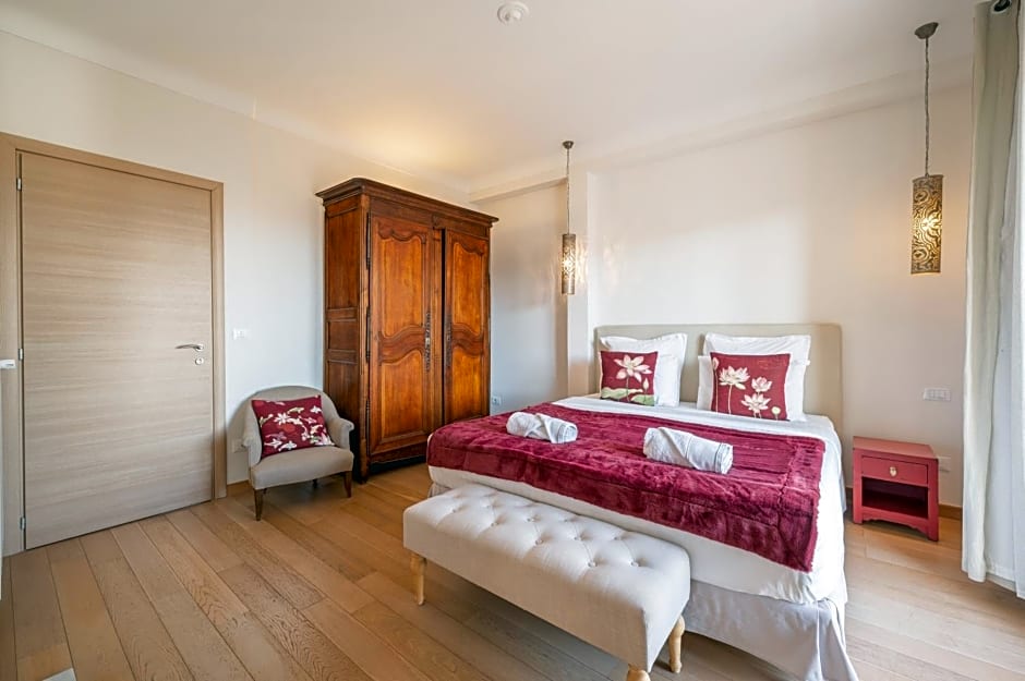 La Fabrique à Poupées - Chambres et Appartements de charme au coeur de Menton