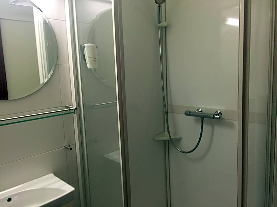 North Star Apartments Rif