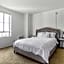 Spacious 2 Bedroom 2 Bathroom Unit Great Location