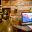 PodShare East Hollywood