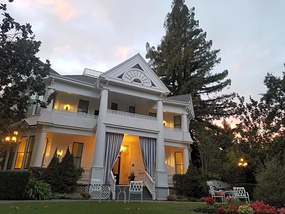 The White House Napa Valley