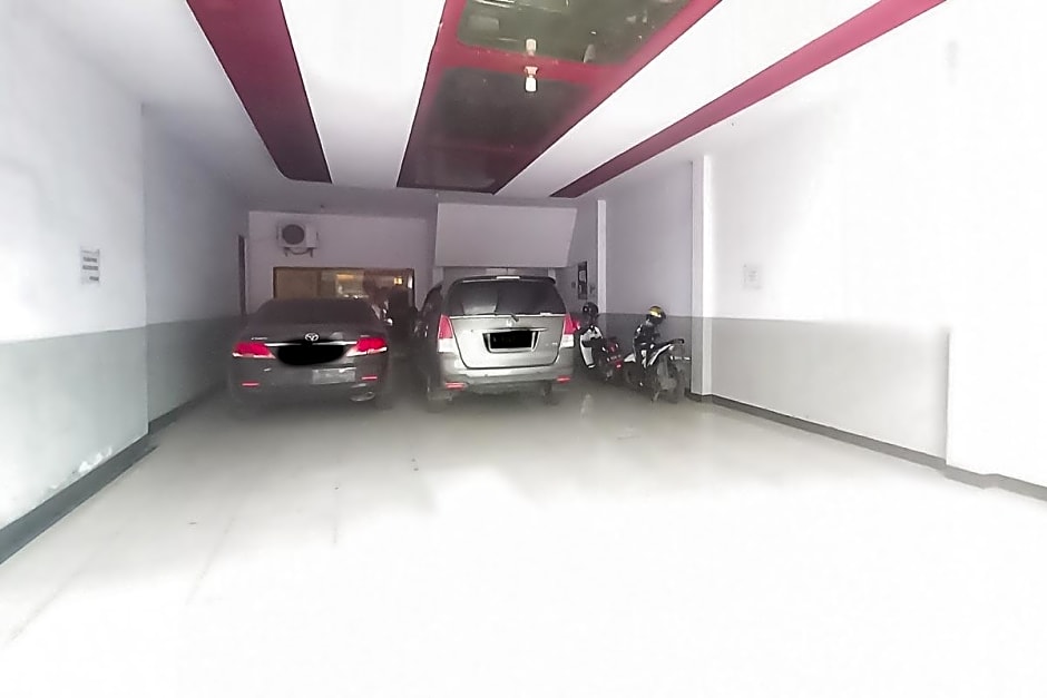 Hotel Malang near Alun Alun Malang RedPartner