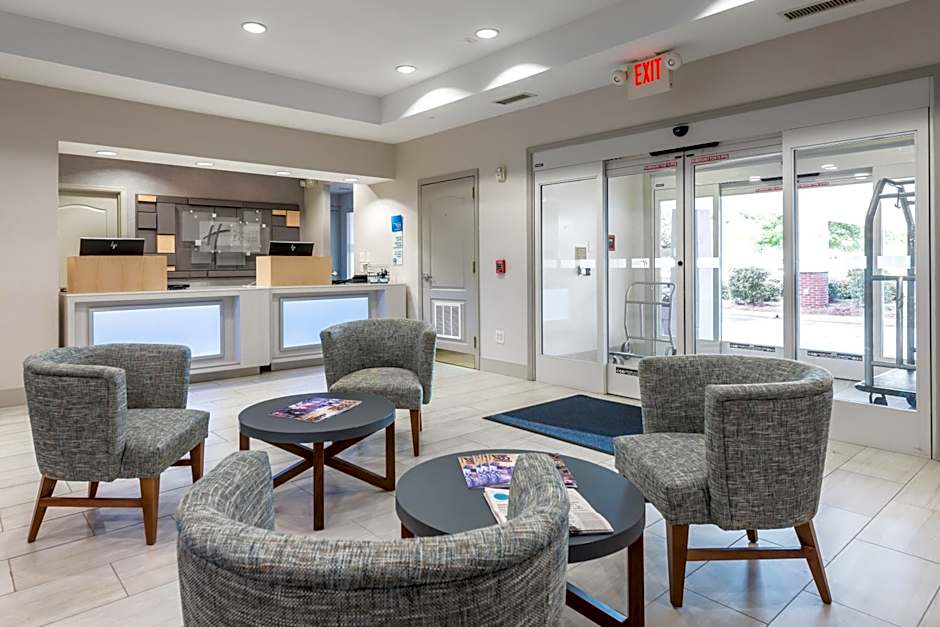 Holiday Inn Express Hotel & Suites Lagrange I-85 By IHG