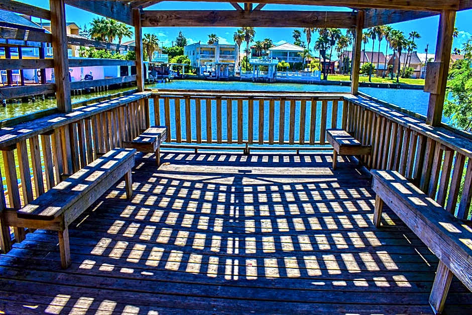 Casa Bella Hotel and Suites