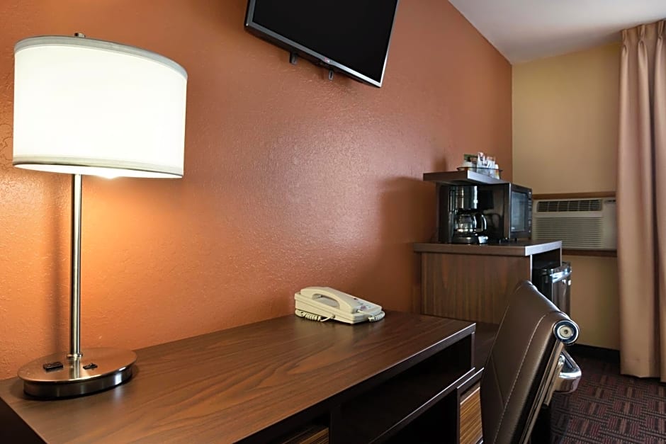 Super 8 by Wyndham Mount Vernon, IL