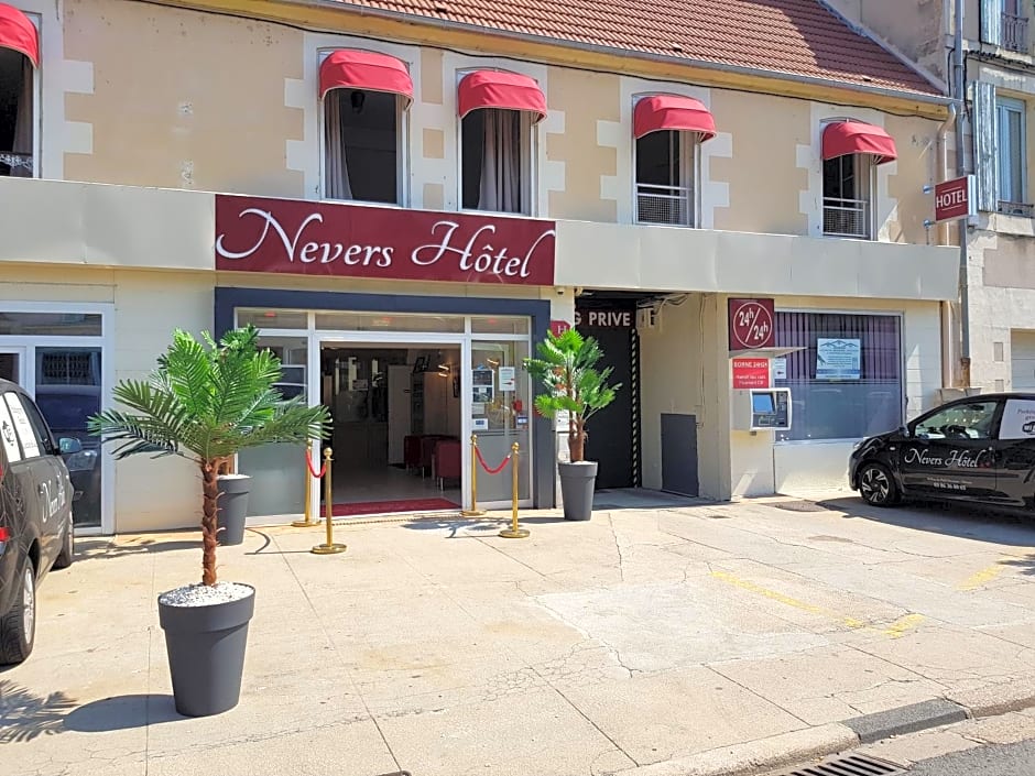 Nevers Hotel