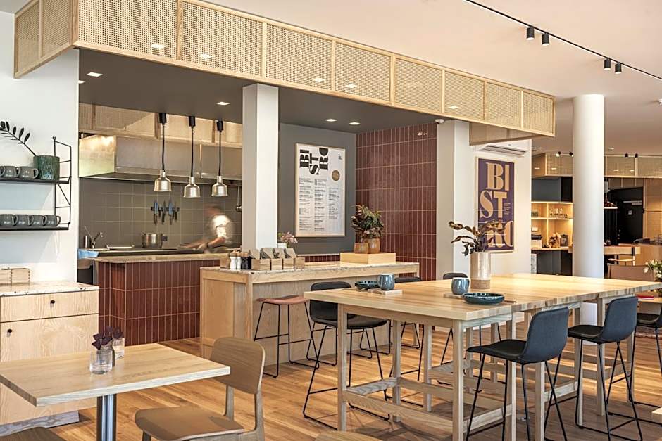 Oru Hub Hotel Tallinn - Handwritten Collection