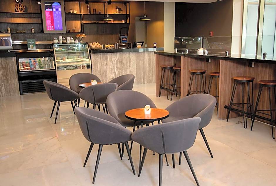 Camino Real Fashion Drive Monterrey