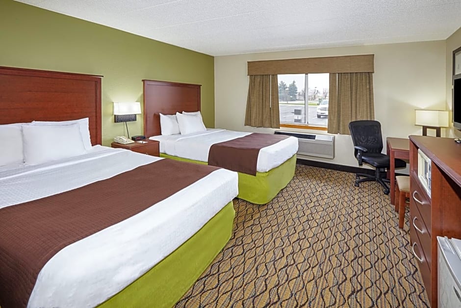 AmericInn by Wyndham Sheboygan