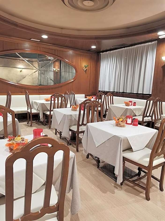 Hotel Floris