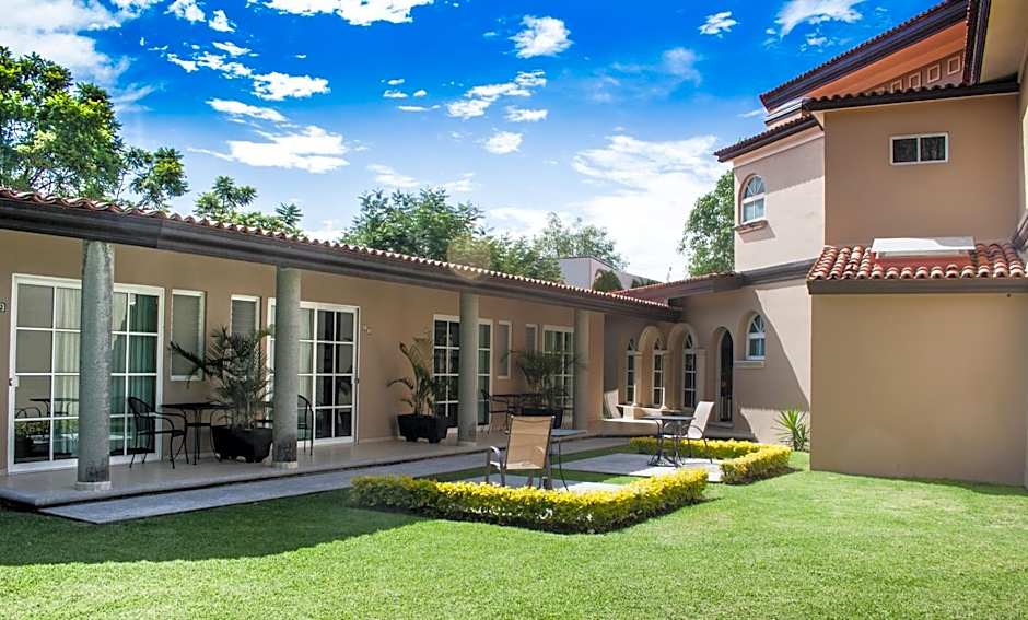 Hotel Esmeralda
