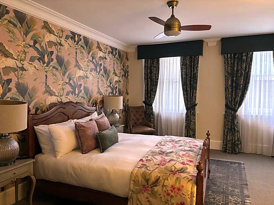 The Clerk & Well Pub and Rooms