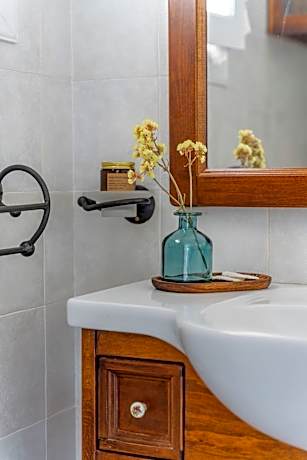 Quadruple Room (1 Queen Bed and 1 Double Bed)