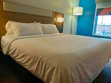 King Room with Jetted Tub