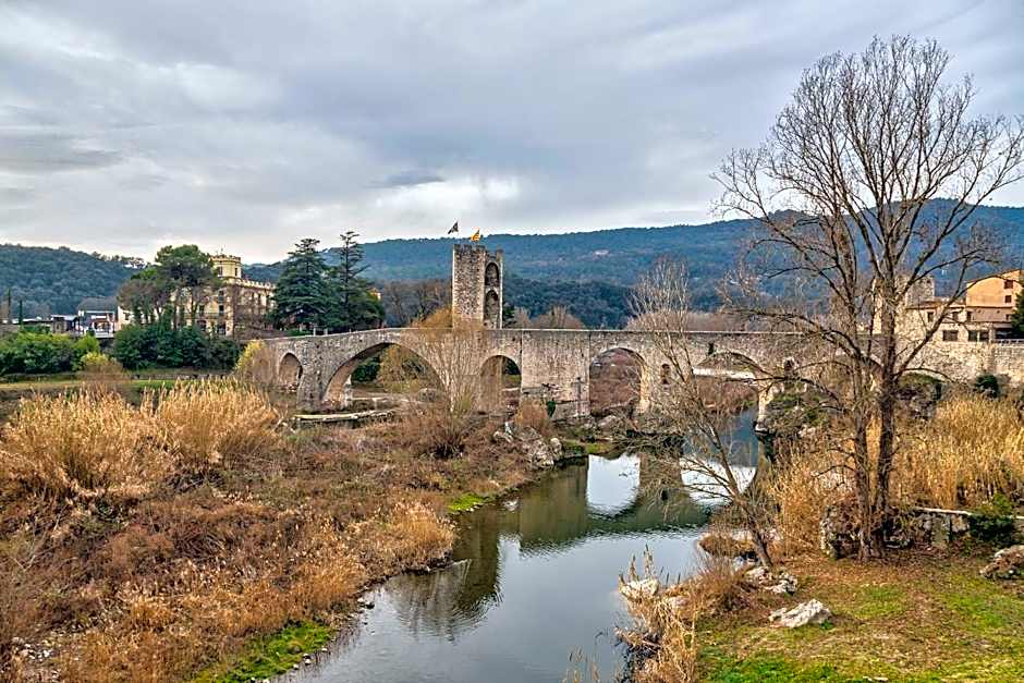 Els Jardins De La Martana