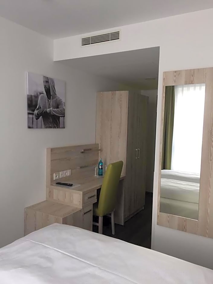 Novina Sleep Inn Herzogenaurach