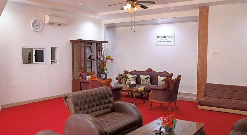 Urbanview Hotel Eropa Maros near Sultan Hasanuddin Airport by RedDoorz