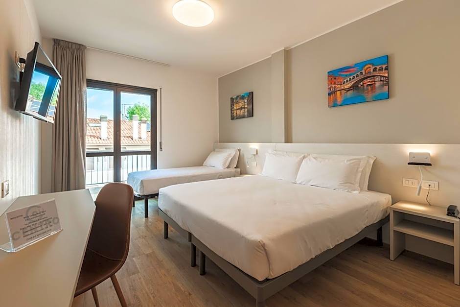 CENTRO HOTEL - Venice Airport