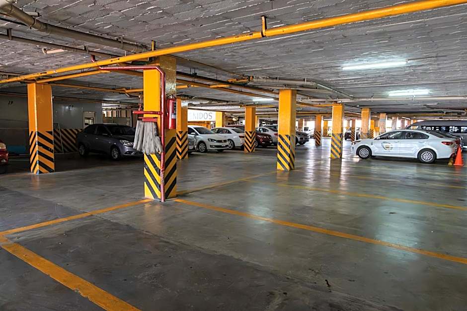 Plaza Uruapan Hotel 