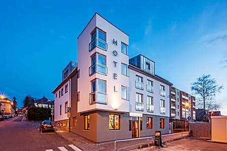 Graphic Hotel