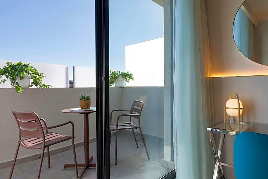 Renaissance by Marriott Barcelona Hotel