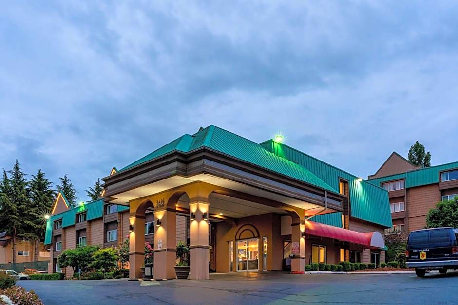 Super 8 by Wyndham SeaTac Airport