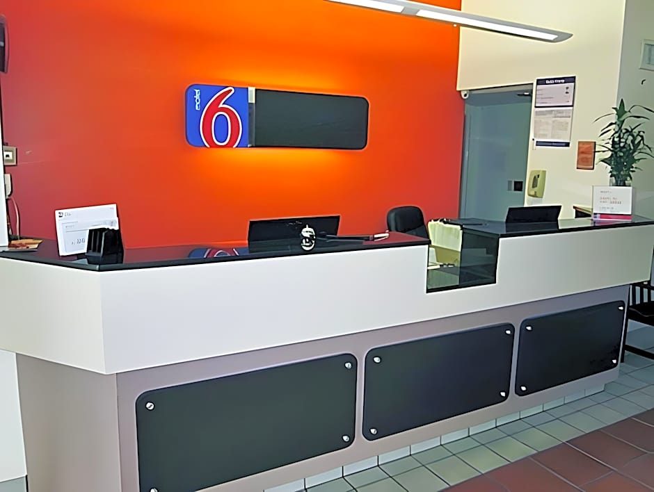 Motel 6-Plano, TX - West - Frisco