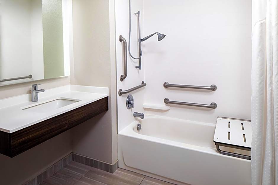 Holiday Inn Express and Suites Los Alamos Entrada Park By IHG
