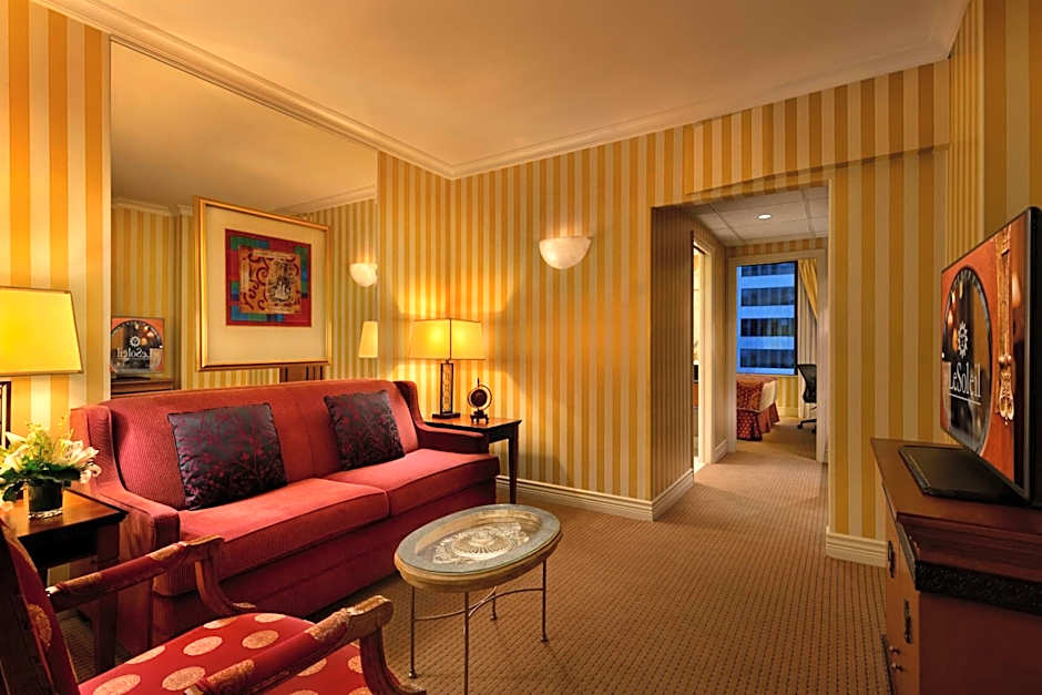 Hotel Le Soleil by Executive Hotels