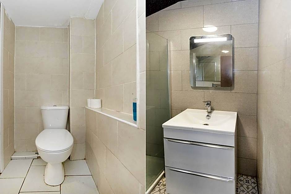 OYO Old Oak Tree Inn